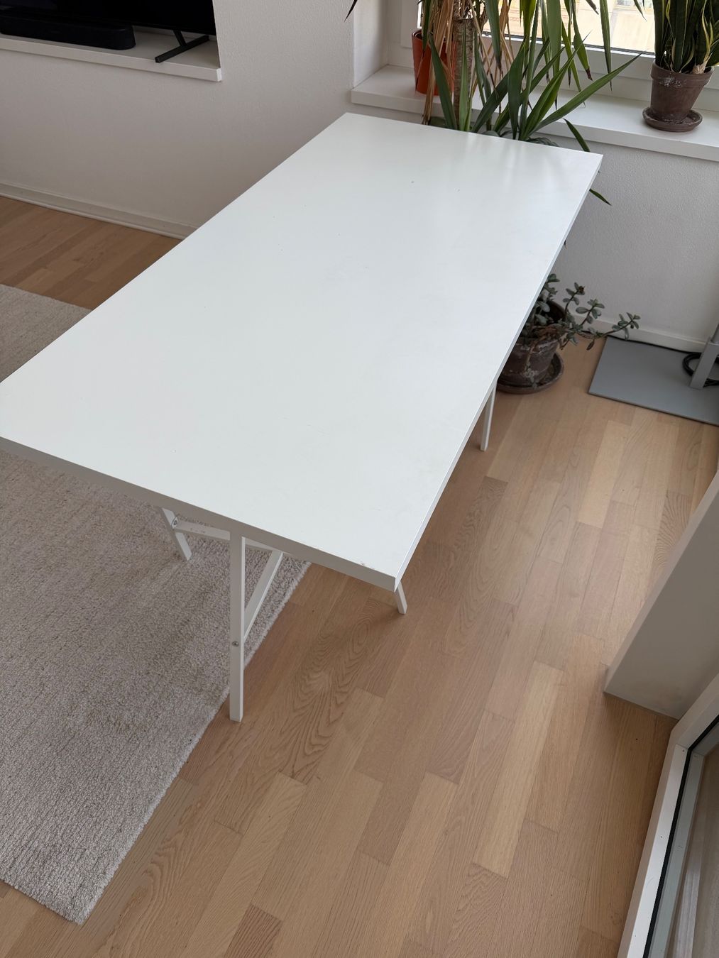 Ikea Tavoli: 2x Ikea weisse Tisch – Usato da Zürich venduto da e_kunz