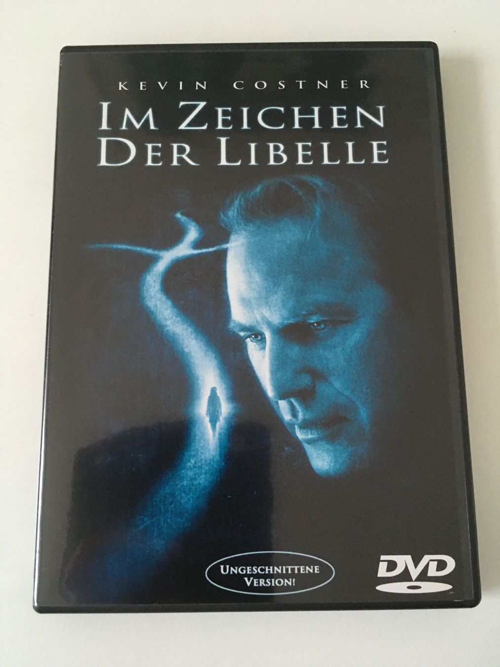 Tous les DVDs: Im Zeichen der Libelle - DVD  Kevin Costner – D'occasion à Arbon par HelFer01