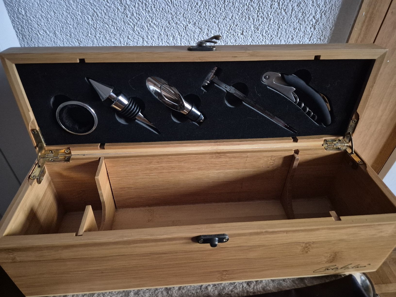 Apribottiglie & Tappi per chiusura: Sommelier-Set neu – Nuovo (secondo la descrizione) da Menziken venduto da Umo61