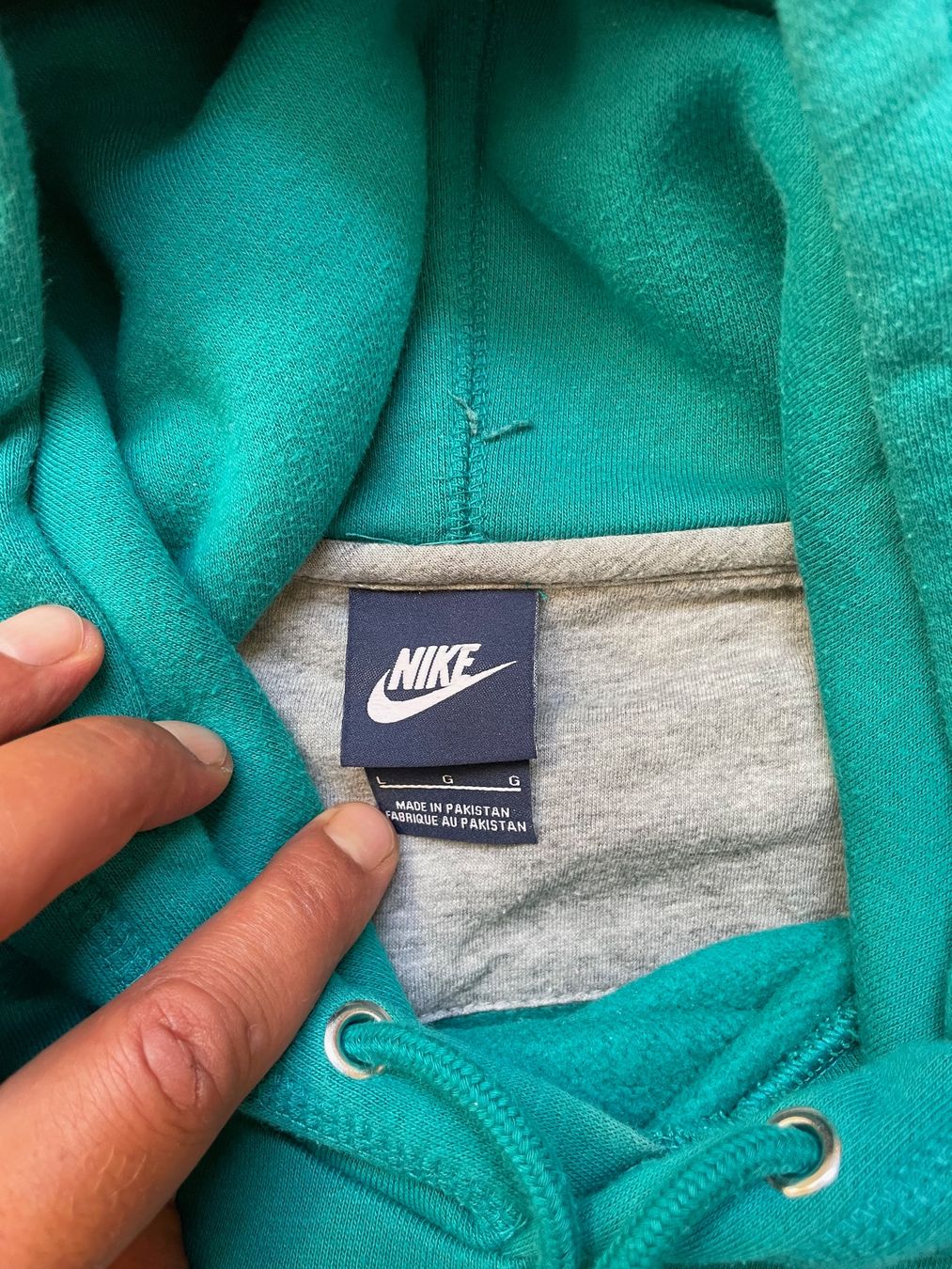 Nike Maglioni & Felpe: 2016 Nike Hoodie Sz L – Usato da Zürich venduto da le_souk 2