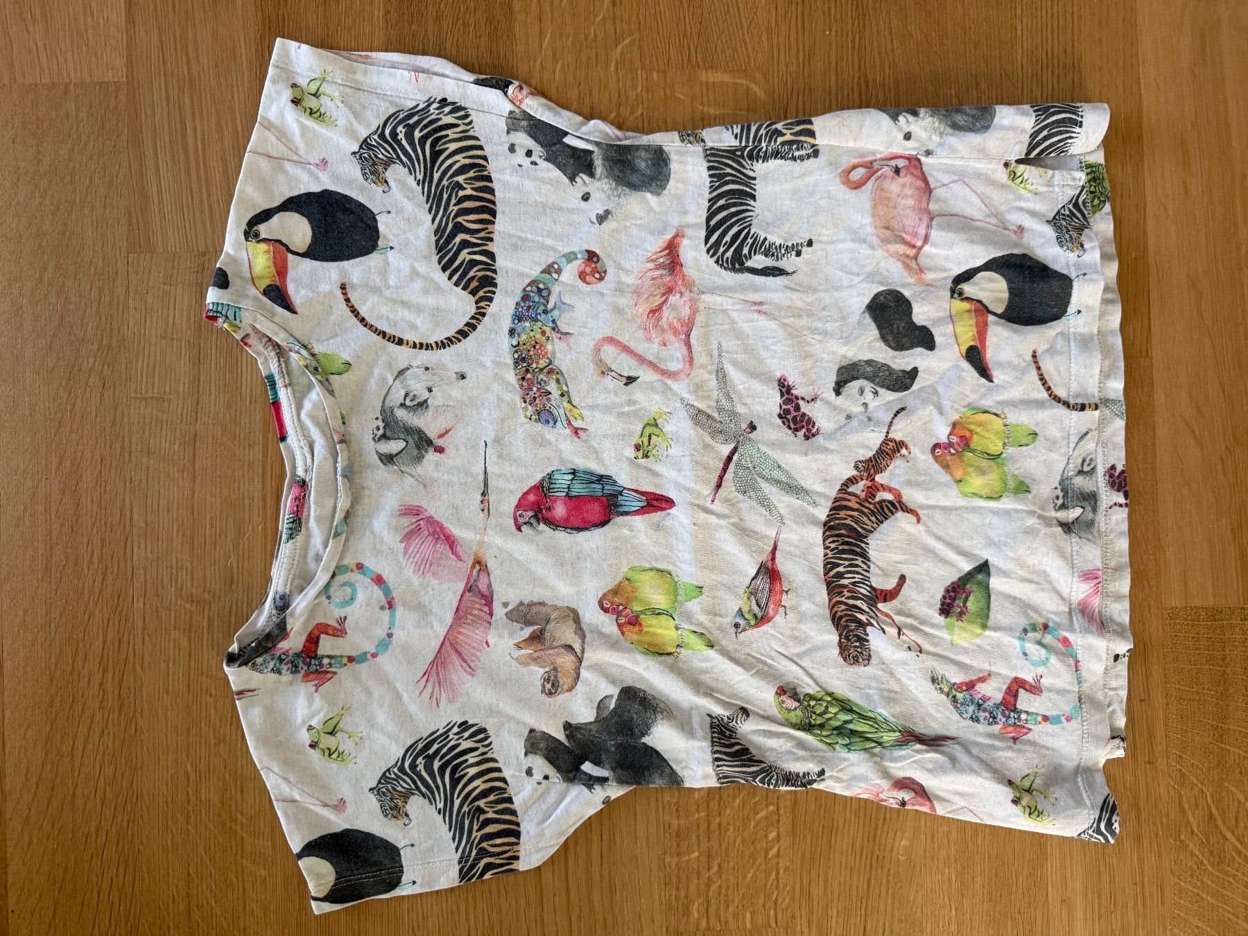 Camicie, T-shirt & Polo: T-Shirt mit Tieren, Grösse 140 – Usato da Hünibach venduto da rotestandem01