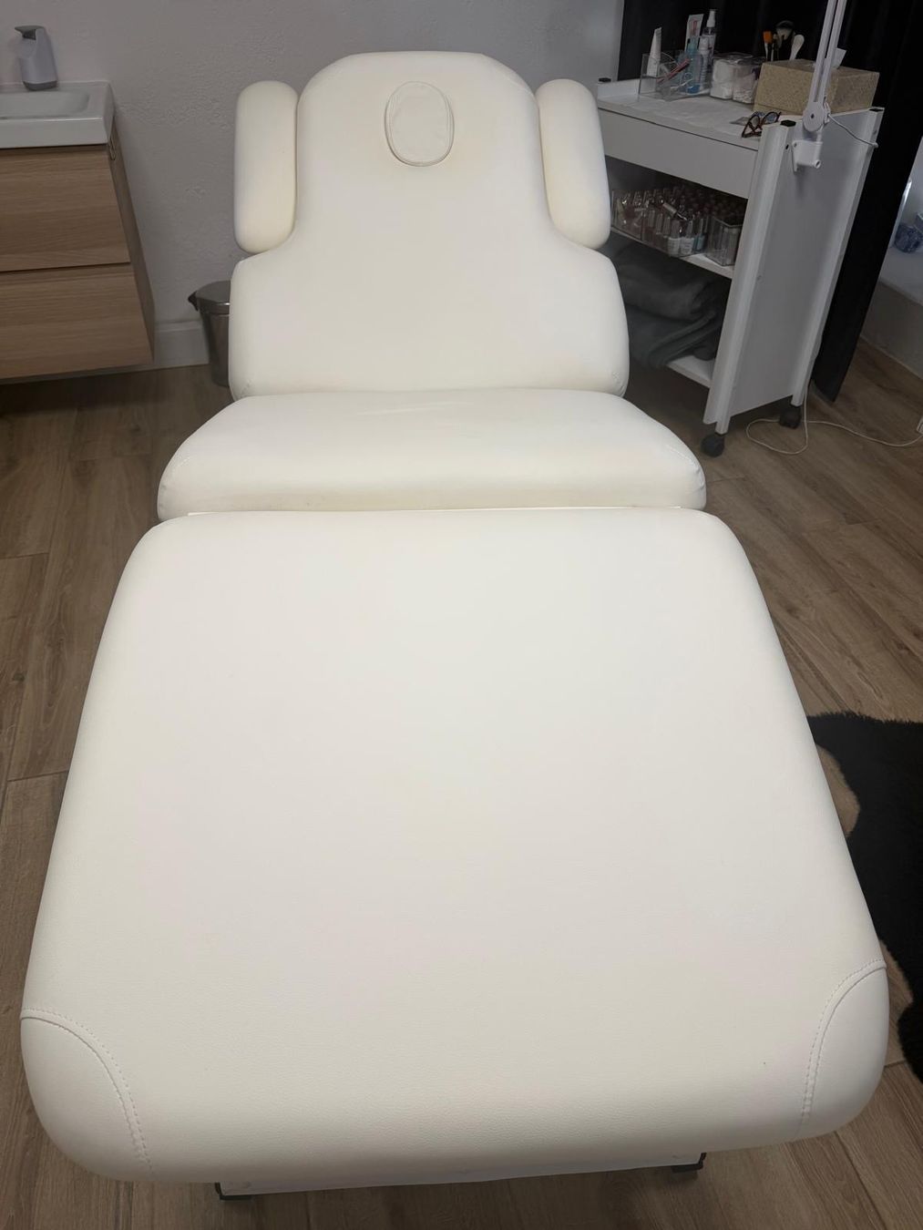 Lettini & sedie per cosmetici: Fauteuil cosmétique électrique – Usato da Ollon VD venduto da NickOllon 1