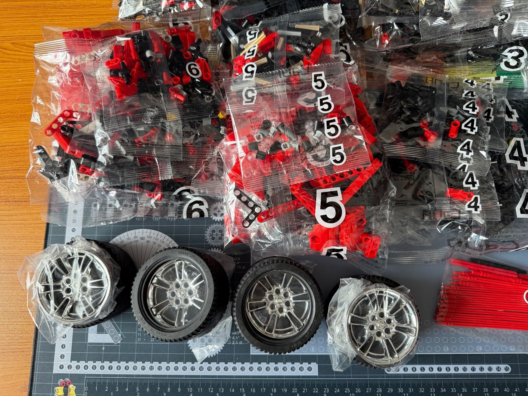 Jeux de construction: Cada MASTER Red Super Car 1:8 inkl Power System – Neuf (Voir description) à Diepoldsau par Accord75 6