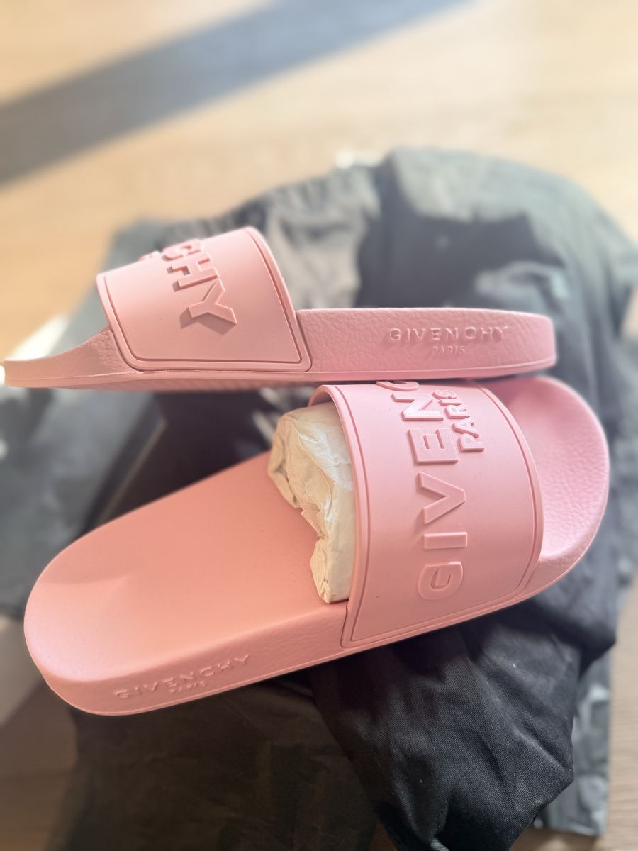 Damenschuhe: Givenchy shoes – Neu und originalverpackt aus Melide von Nikola-123 1
