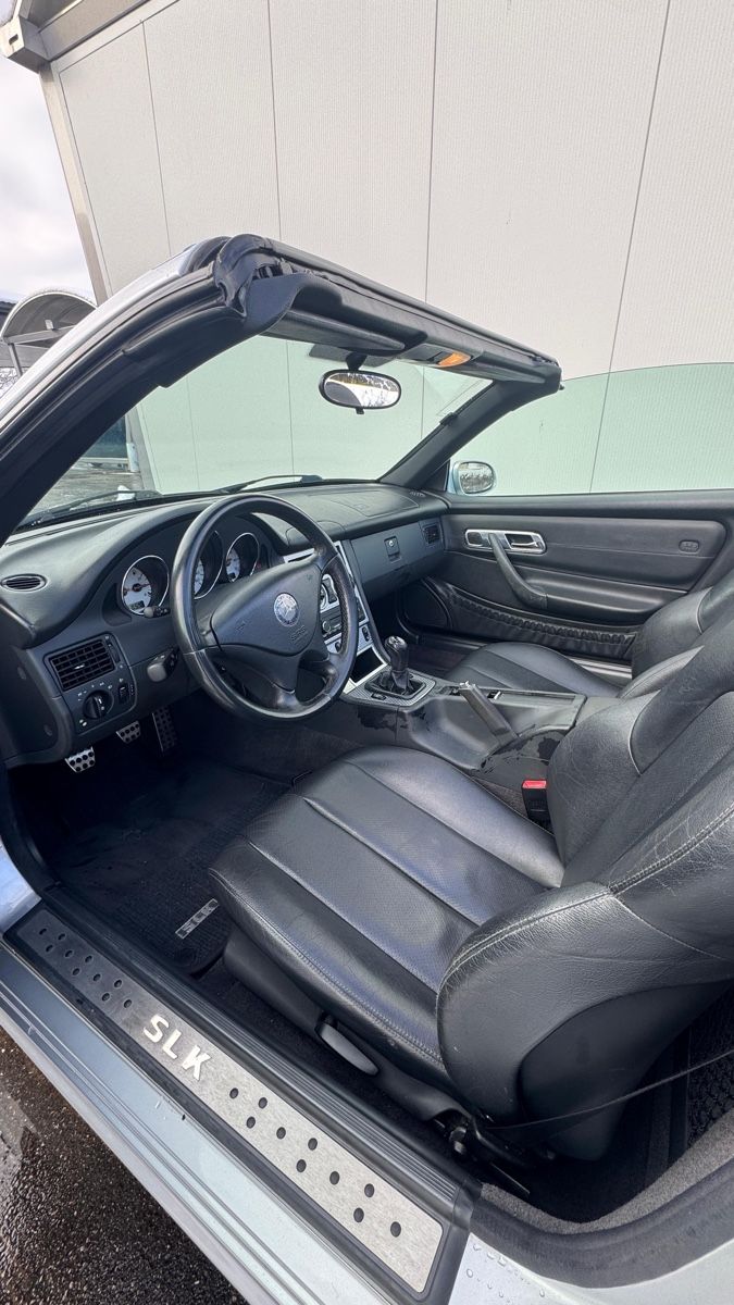 Mercedes-Benz Automobili: Mercedes SLK 200 Kompressor Cabrio – Usato da Schaffhausen venduto da Munzenmann 7