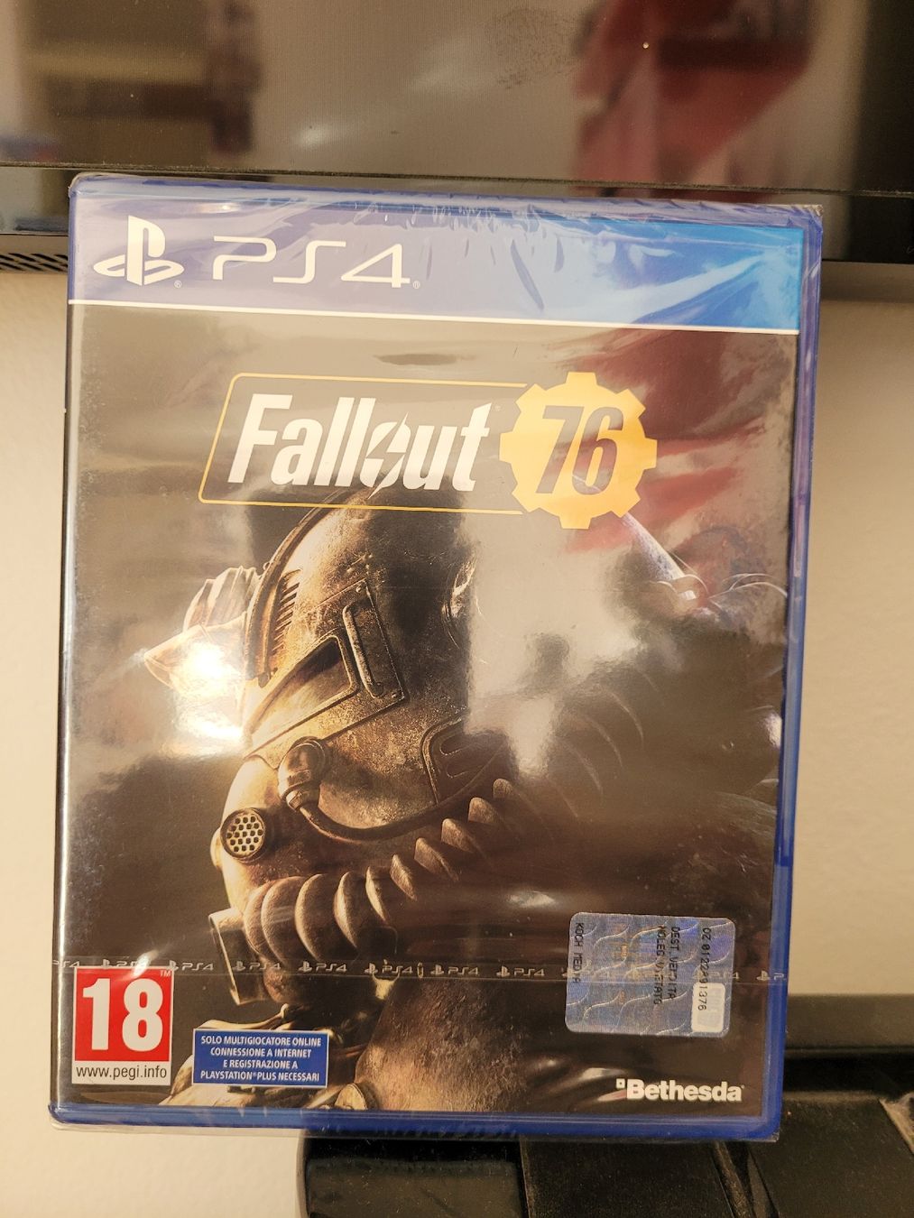 Spiele: Fallout 76 PS4 Nuovo Sigillato – Neu und originalverpackt aus Lugano von adam1923