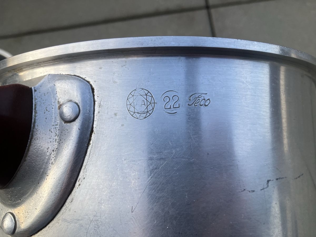 Padelle: 2 alte Aluminium Pfannen – Usato da Willisau venduto da son_lq7g 2