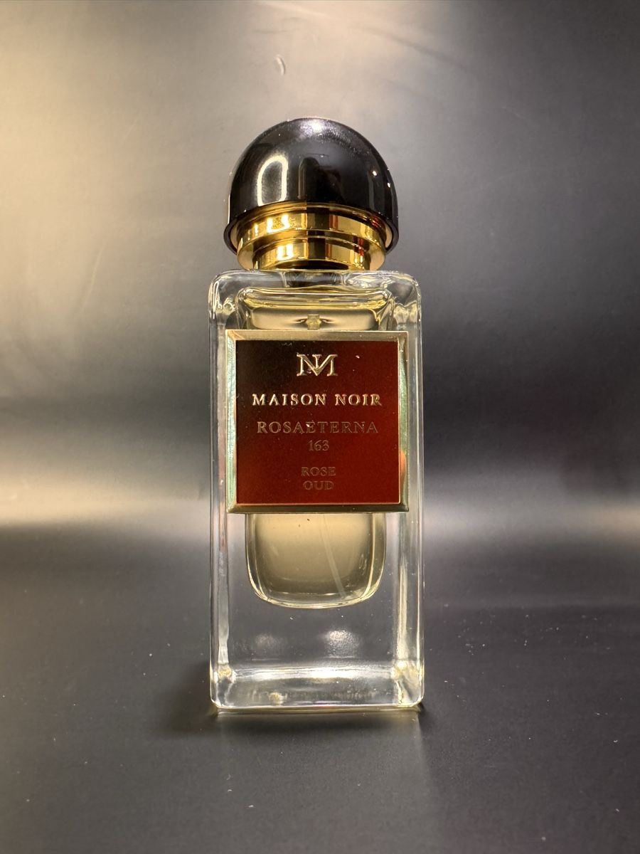 Profumi & Eau de Toilette: Maison Noir | ROSAETERNA 163 Rose Oud – Nuovo (secondo la descrizione) da Cham venduto da van_x2kn