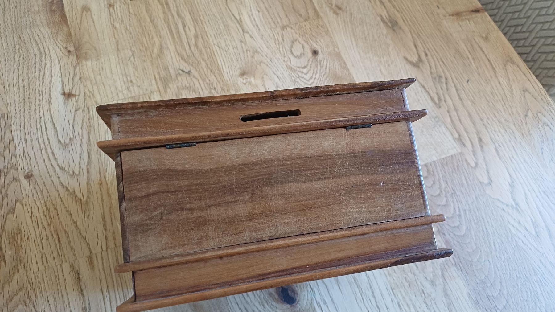 Cassapanche: Antike Schatulle – Usato da Flawil venduto da Pinkmalibu 1