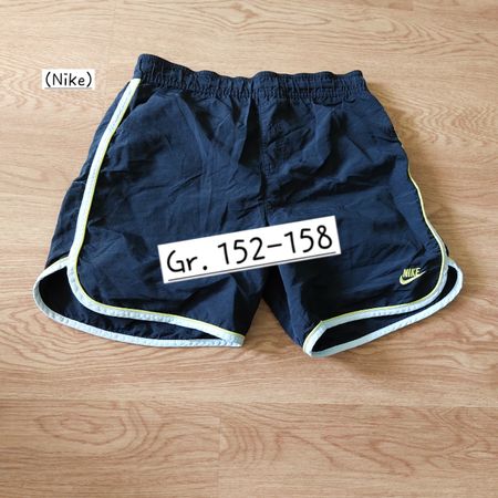 Nike Shorts, Gr. 152-158, Ideal für Sport im Sommer!