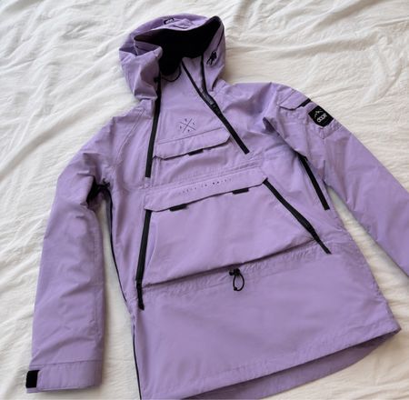 Dope Snow Annok W (women’s anorak), in a light lilac/lavende