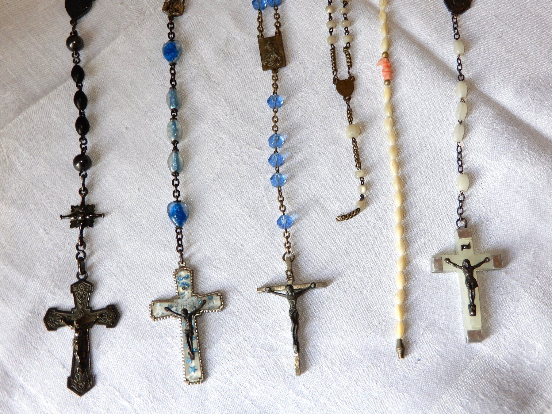 Autres bijoux: Rosenkranz Konvolut – D'occasion à Senèdes par tintinette43 1