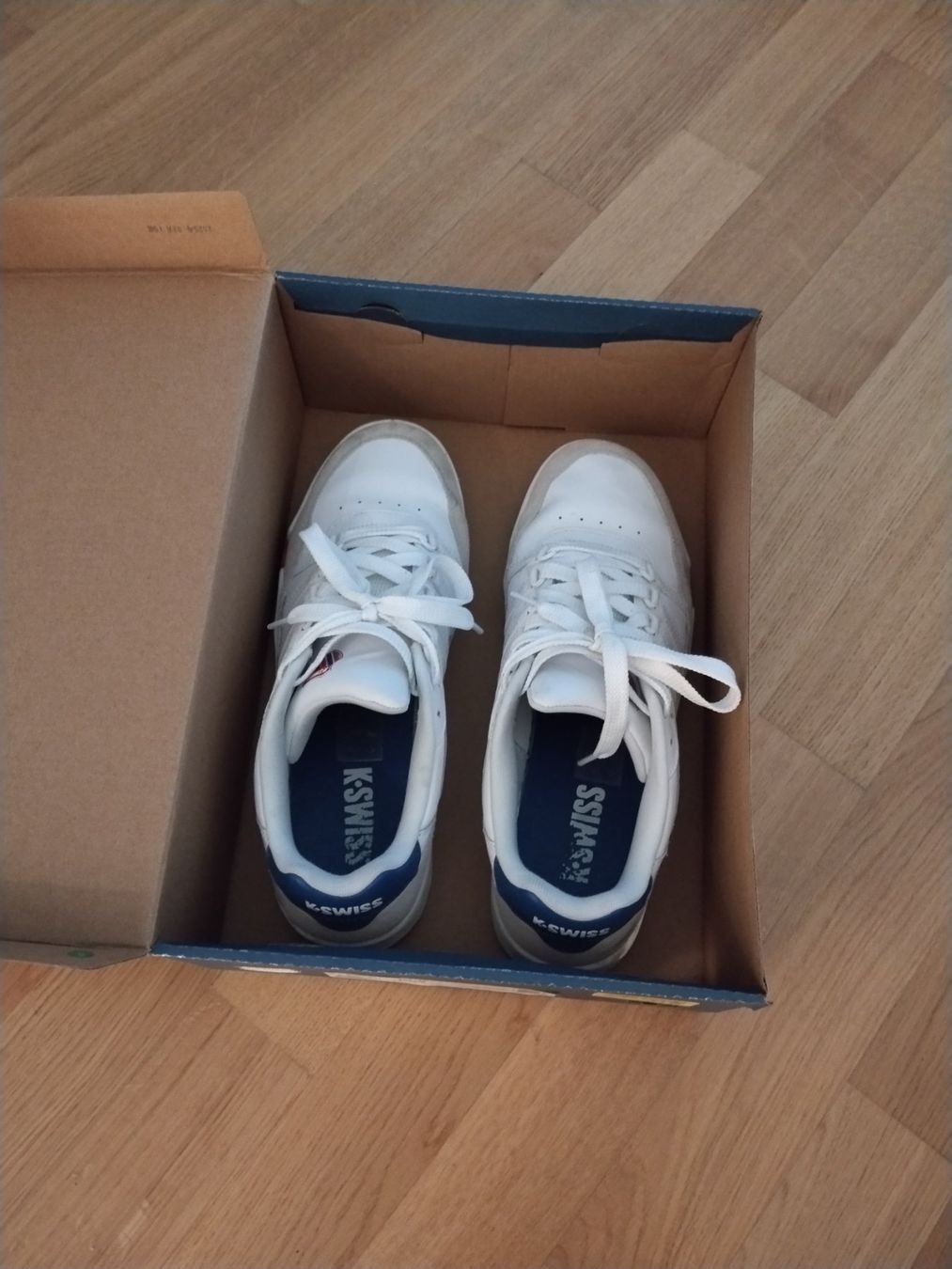 Herrenschuhe: K. Swiss Sneaker 44 – Gebraucht aus Horw von Cs2006 1