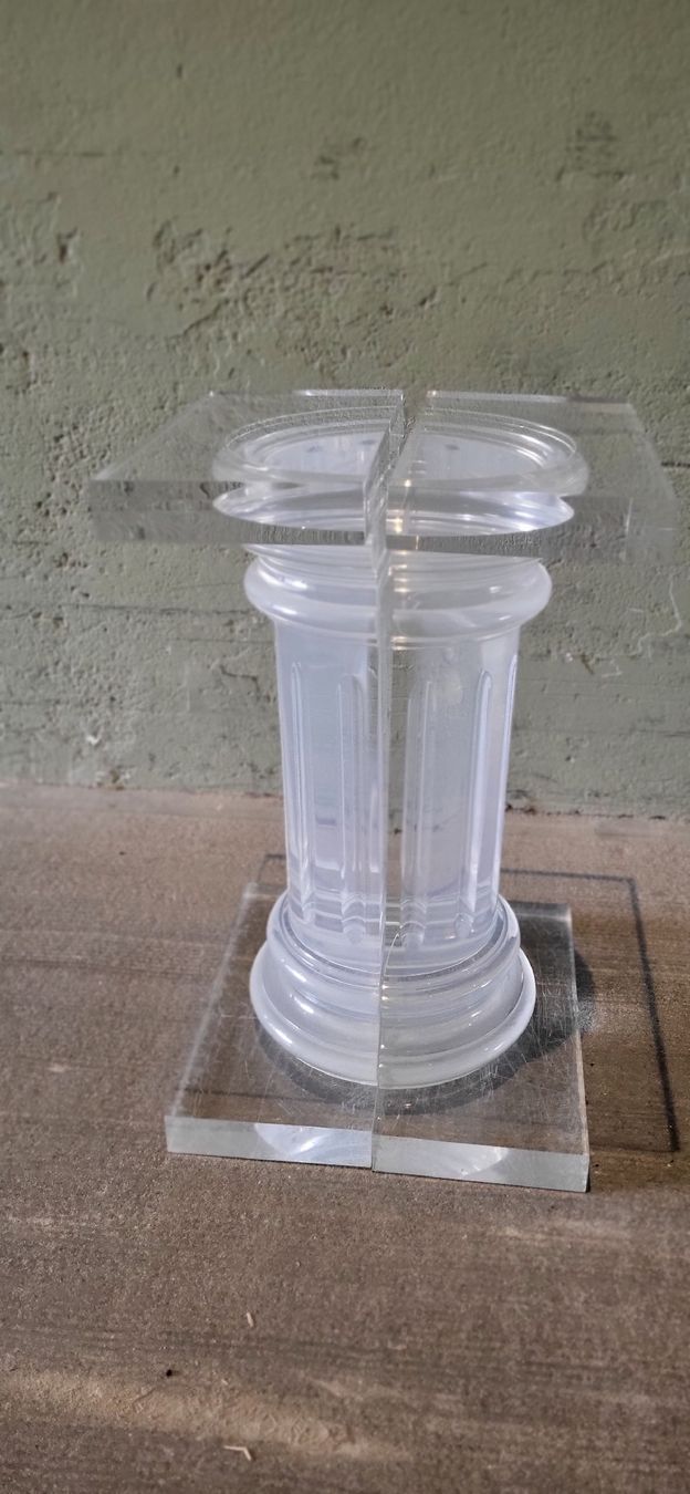 Tutte le decorazioni: HALBRÖMISCHES MODELL AUS PLEXIGLAS – Usato da Boll venduto da BollArtAntik 7