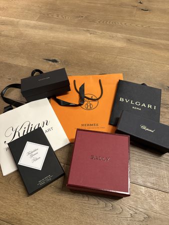 Sacs Cadeaux de Luxe: Hermès, Kilian, Bally et Plus! (55)