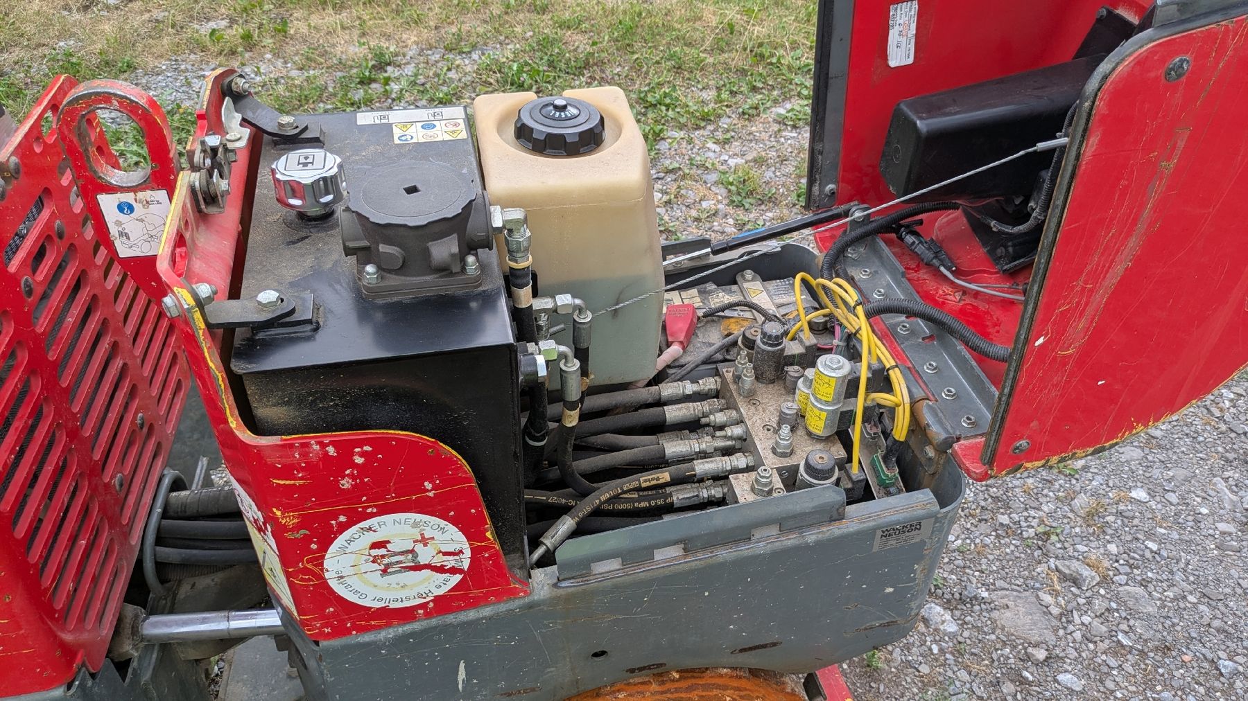 Wacker Neuson Tutte le macchine: Wacker Neuson RT82-SC3 Grabenwalze Rammax – Usato da Ibach venduto da fuechsel77 5