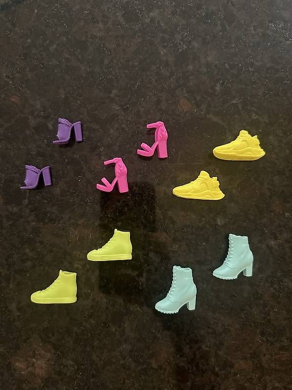 Spielzeuge: Set neue Barbieschuhe – Neu und originalverpackt aus Beinwil am See von joy_24 1