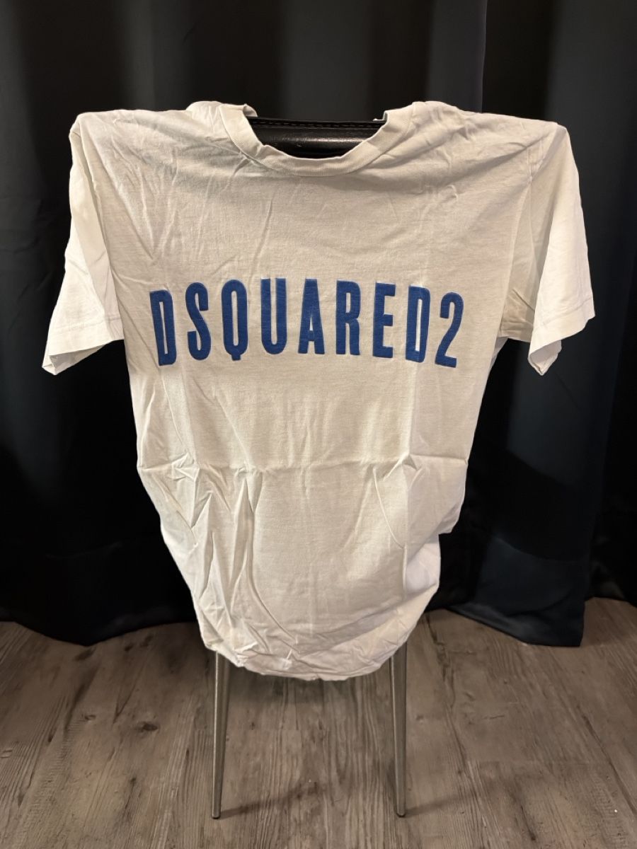 Dsquared2 T-Shirts: Dsquared2 T-Shirt (S) – Gebraucht aus Grabs von sacha_rtb