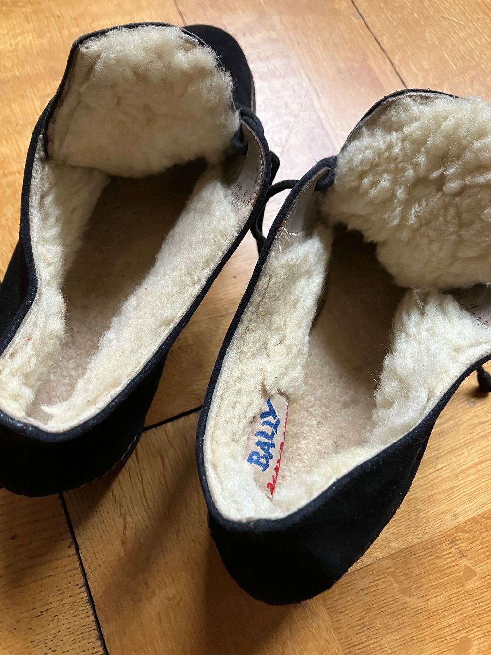 Bally Scarpe da donna: Bally Vintage Mandarin – Usato da Basel venduto da papageientulpe 3