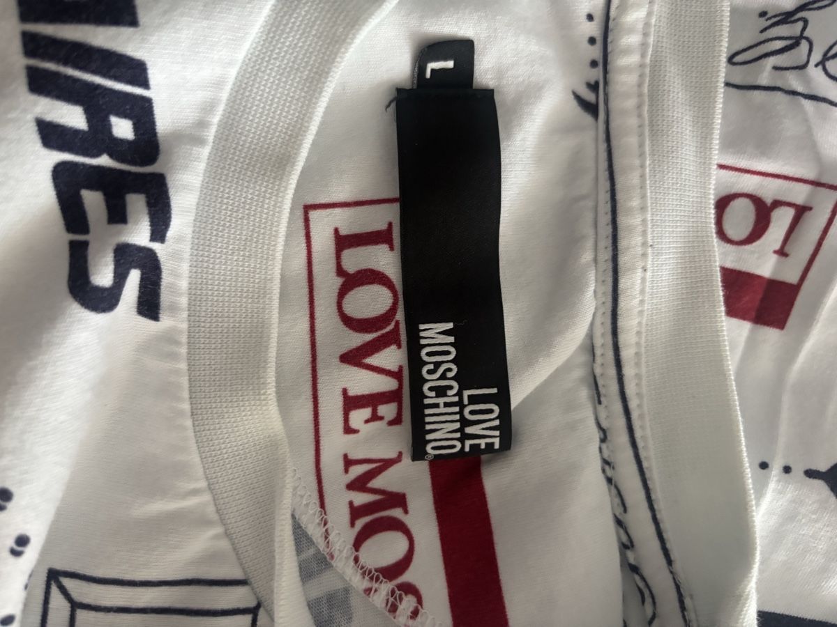 Moschino T-shirt: T-Shirt gr.L Moschino – Usato da Zug venduto da Biki72 4