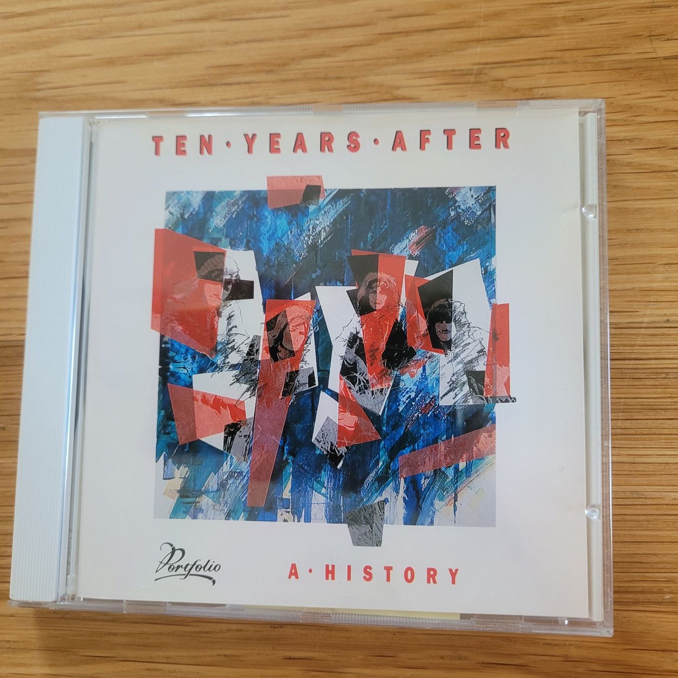 CDs: CD Ten Years After A Hisory – D'occasion à Biel/Bienne par Destockweb