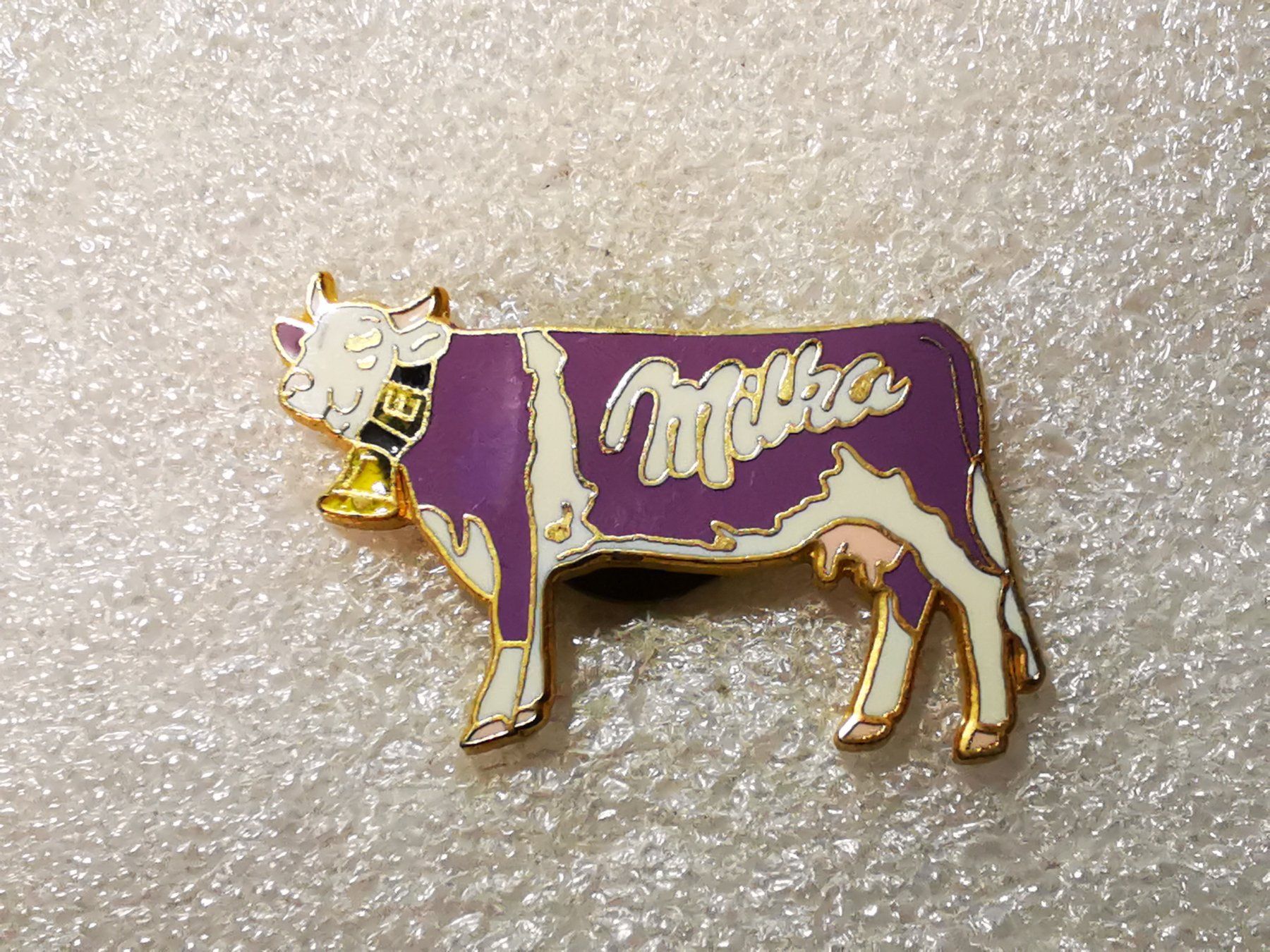 Placchette & Badge: Ansteckpin 51: Milka – Usato da Oppligen venduto da Pin-Fall-Shop