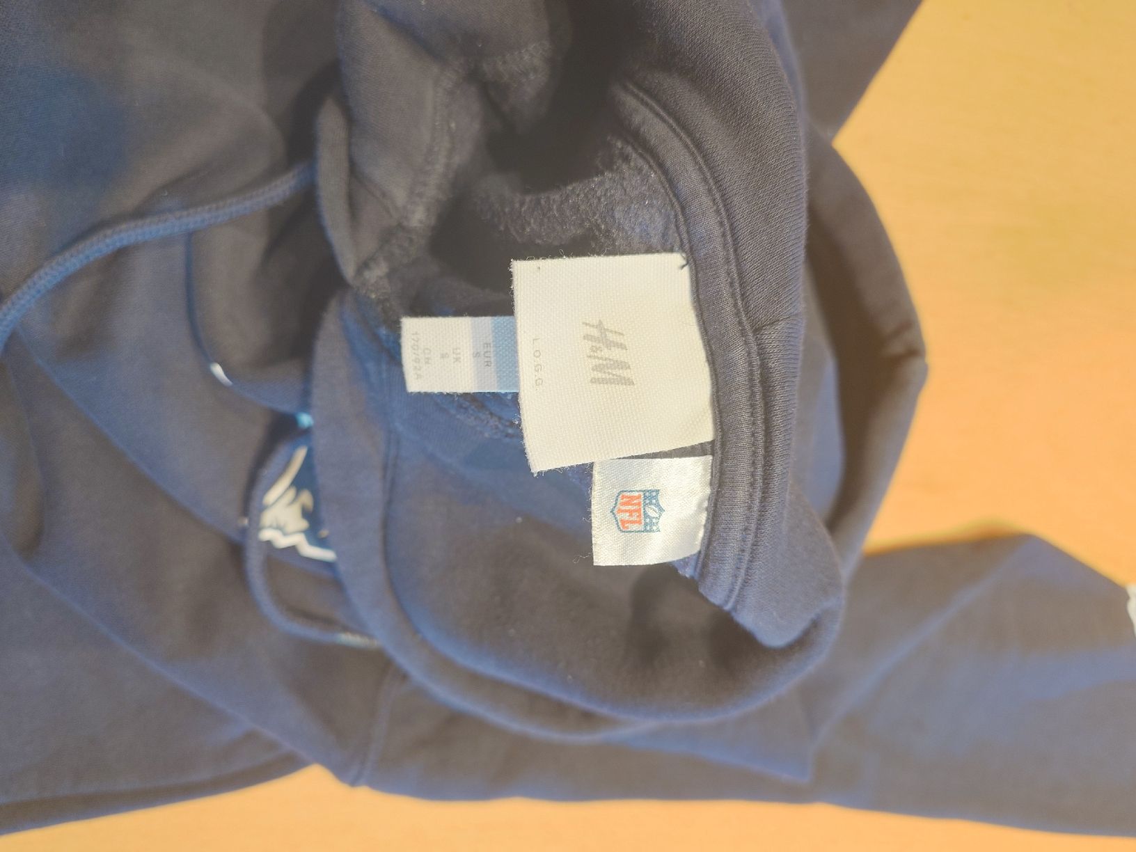 H&M Maglioni & Felpe: NFL Patriots Hoodie Grösse S – Usato da Kirchberg BE venduto da Myford 1