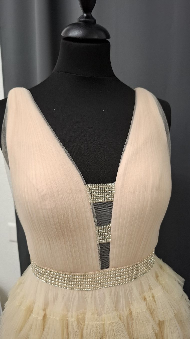 Vestiti: Wunderschönes Abendkleid / Ballkleid, Tüll – Nuovo (secondo la descrizione) da Uster venduto da VMT. 4