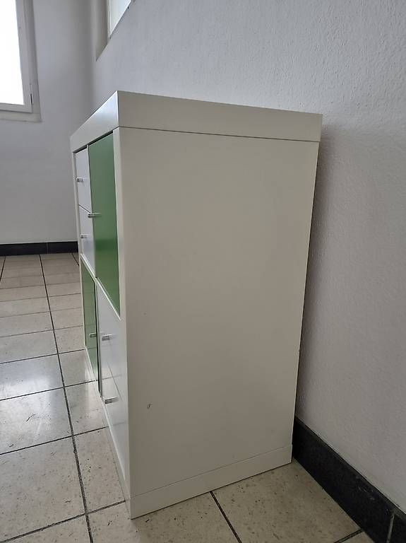Scaffali: IKEA Regal Schrank – Usato da Zürich venduto da Nat07 2