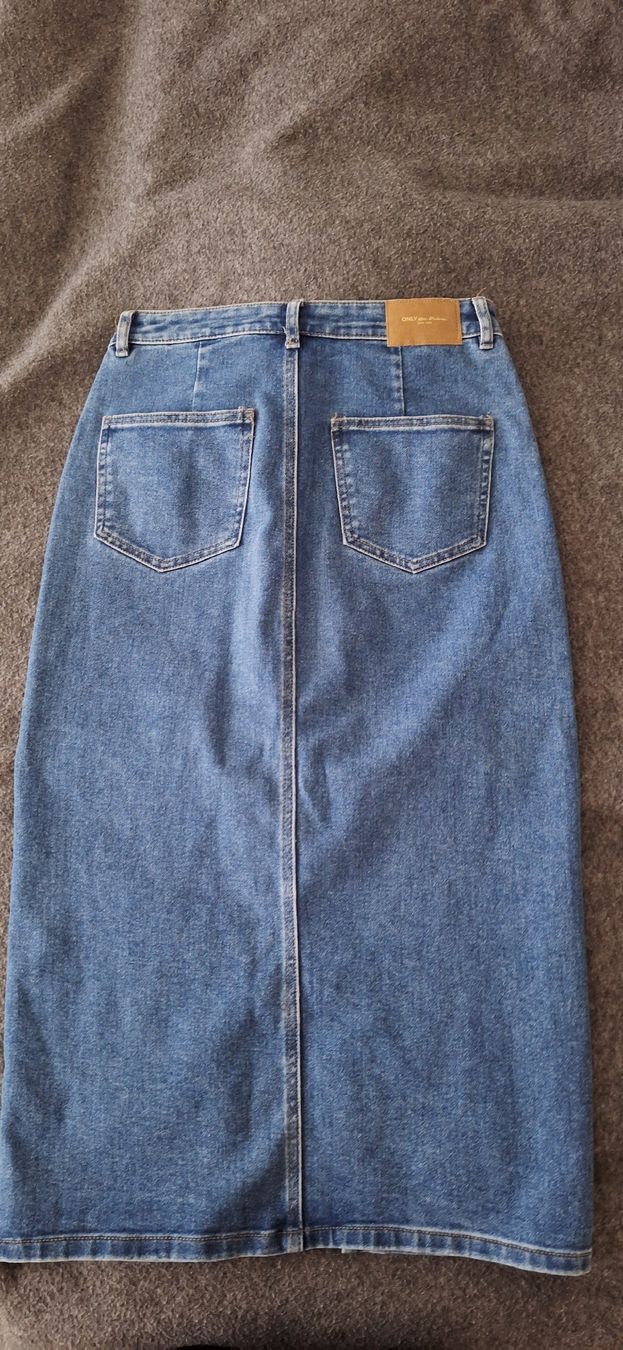 Only Gonne: Jeansrock only – Usato da Mumpf venduto da SwissDi 2