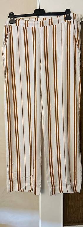 Hosen: Sommerhose beige gestreift – Gebraucht aus Pratteln von vasare3
