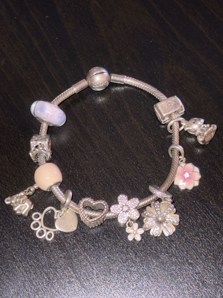 Ciondoli: Pandora Armband mit 10 Charms – Usato da Rotkreuz venduto da annacsks 1