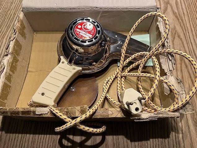 Asciugacapelli: antiker Solis Haartrockner – Usato da Winterthur venduto da Gotzi2