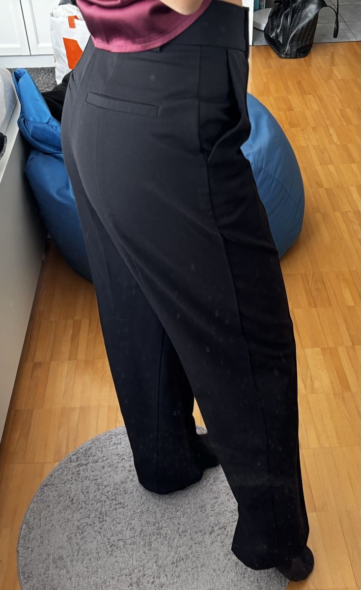 Na-kd Pantaloni: Schwarze Stoffhosen, Grösse 34 – Nuovo (secondo la descrizione) da Basel venduto da Vaniiiy 1