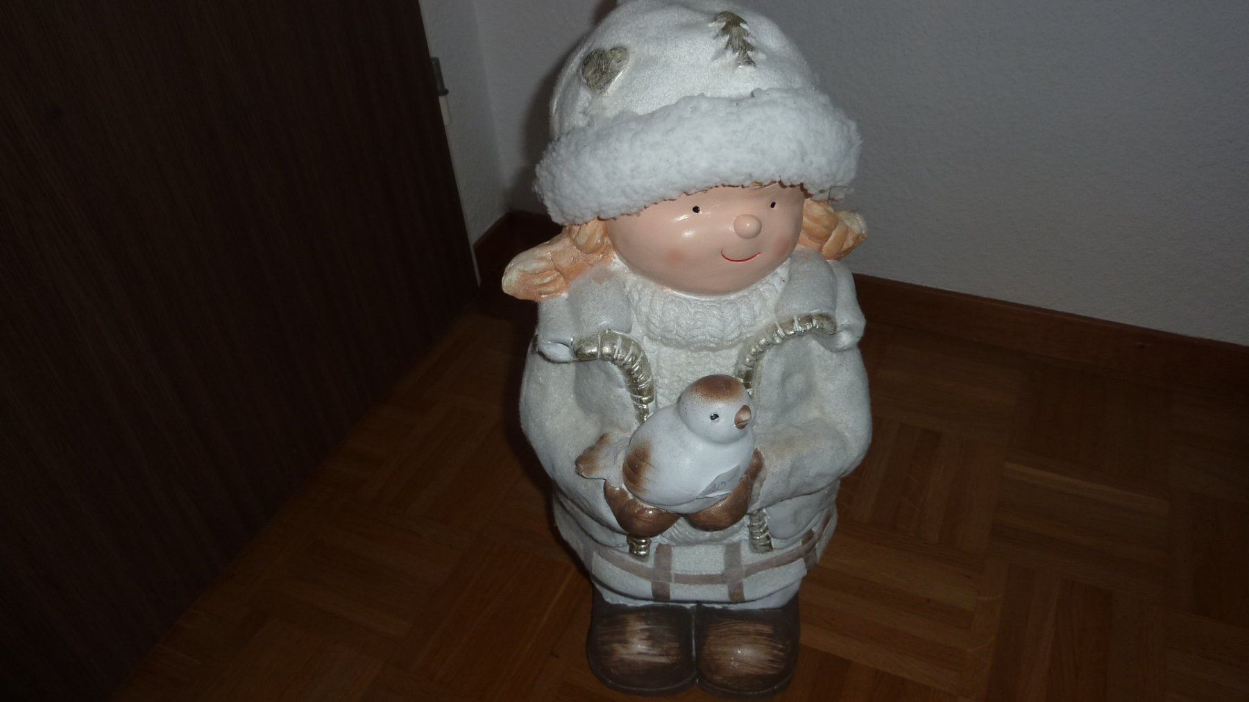 Statuette: neue figur  mädchen – Nuovo (secondo la descrizione) da Füllinsdorf venduto da pmarkus