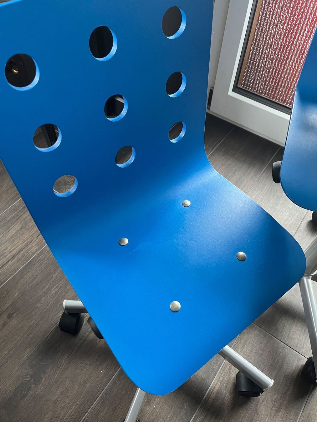 Ikea Set di tavolo e panche: Kindertische und Stühle im Set – Usato da Spiez venduto da Hekjiani 2