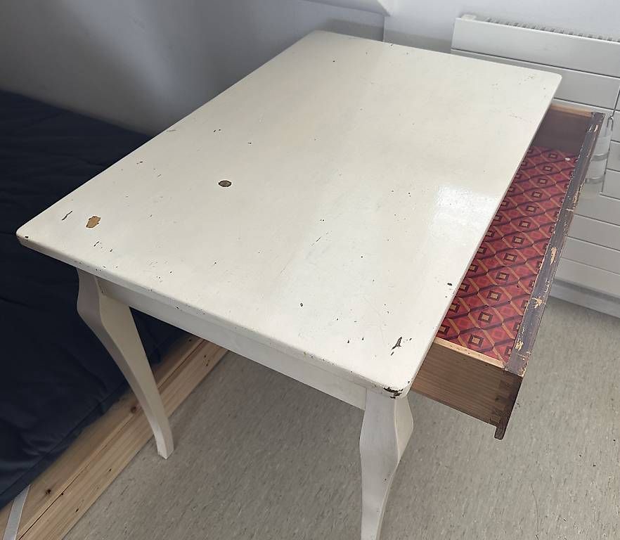 Tische: Tisch – Gebraucht aus Basel von Momo248 1