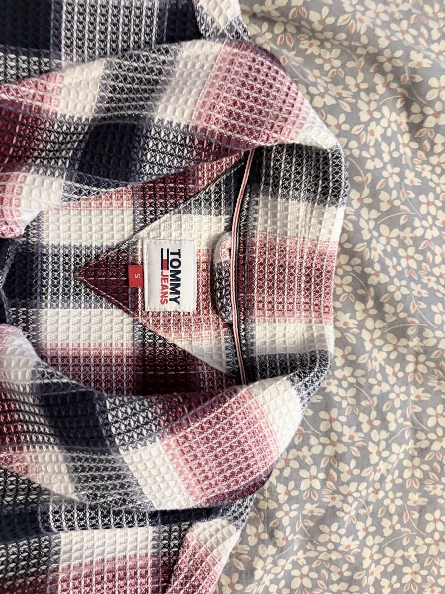 Tommy Hilfiger Chemisiers: Chemise/jaquette Tommy Hilfiger – Neuf (Voir description) à Montpreveyres par hae_zk6g 2