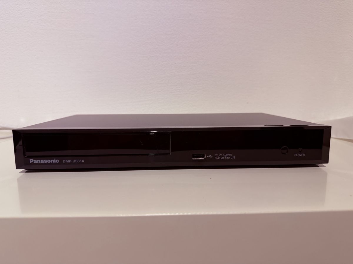 Tutti i DVDs: Panasonic Ultra HD Blu-ray/DVD Player – Usato da Bubikon venduto da Chliini 2