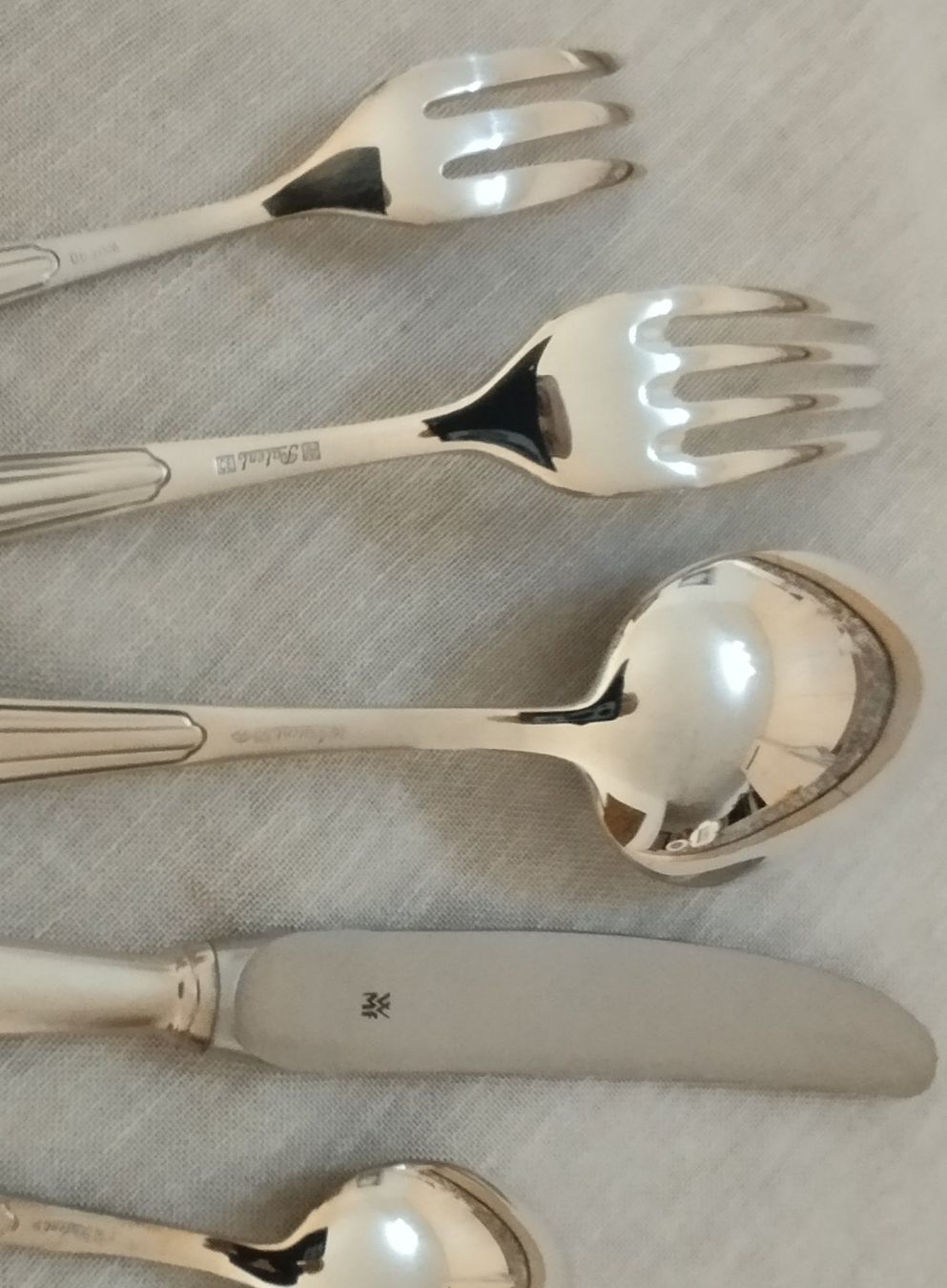 WMF Bestecksets: WMF Besteck Fächermuster 30-teilig versilbert – Gebraucht aus Rorschacherberg von Giova1922 2