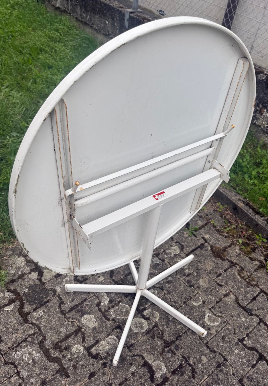 Schaffner Tavoli: Schaffner Tisch // Metall – Usato da Schinznach-Dorf venduto da mix 3