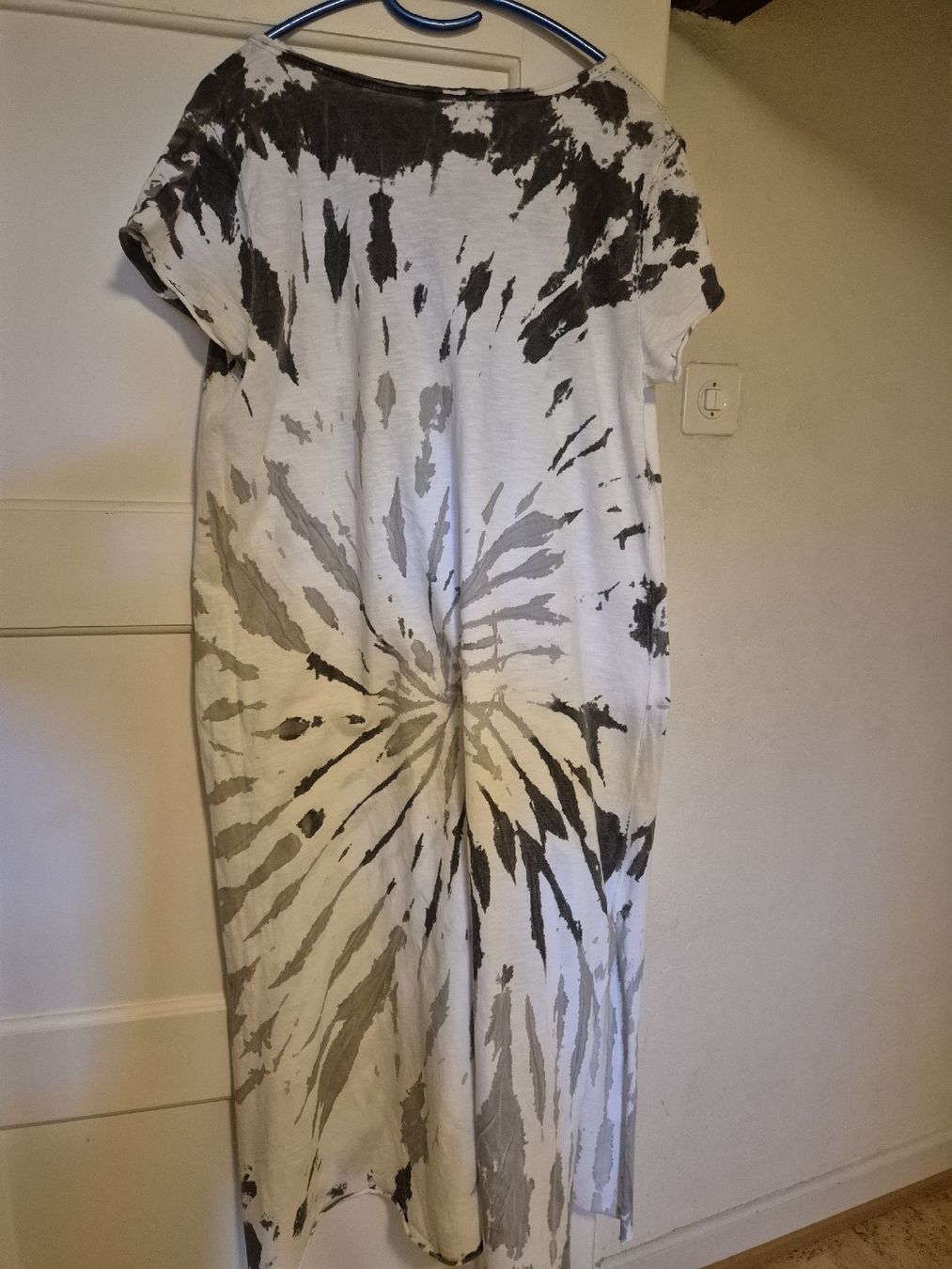 Vestiti: Sommerkleid im angesagtem Batik-Look, Grösse L – Usato da Herrliberg venduto da SELENONAUTKA