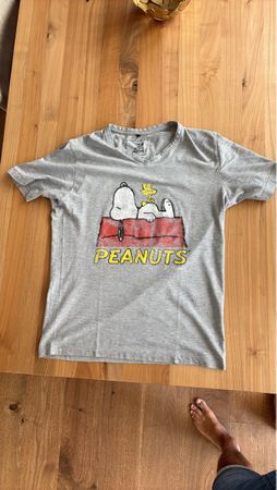 Graues T-Shirt Peanuts Grösse M