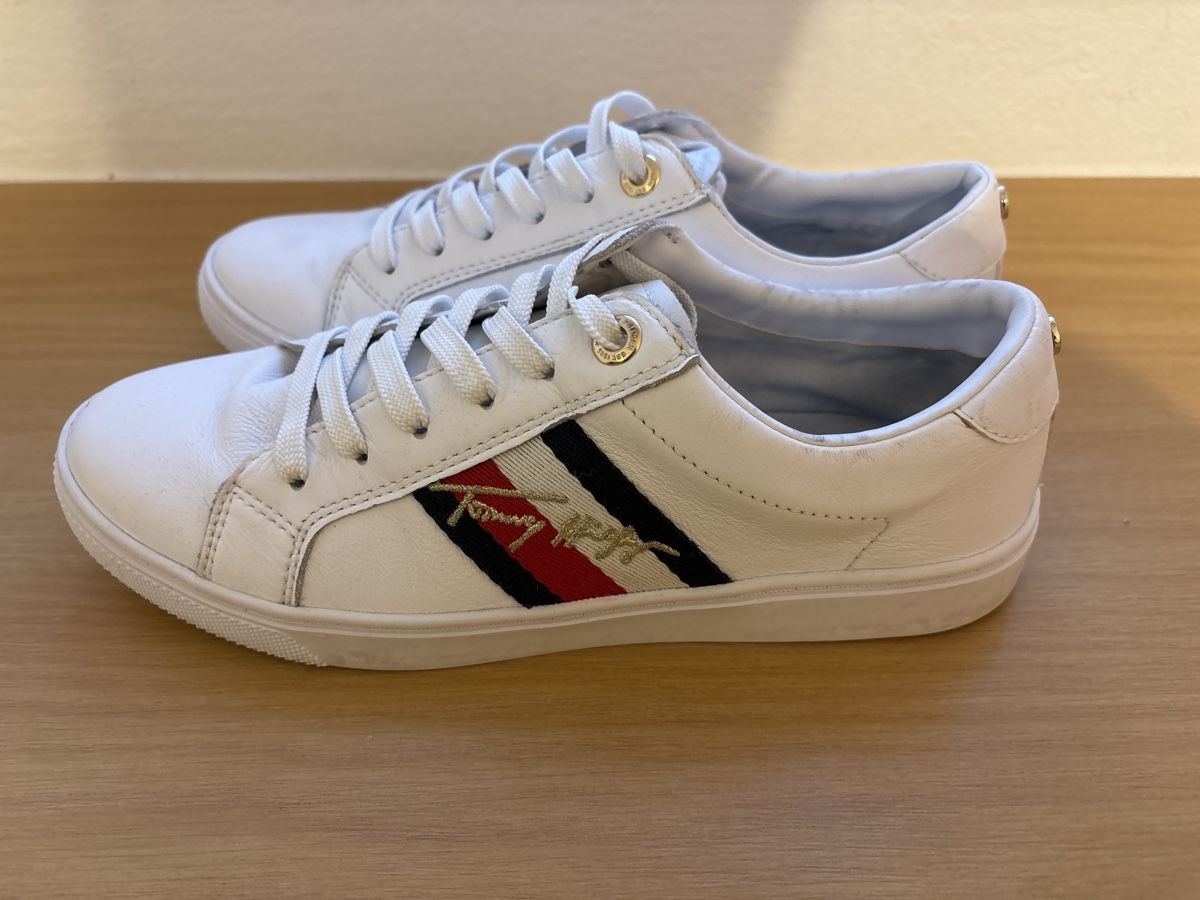 Tommy Hilfiger Scarpe da donna: Tommy Hilfiger Sneaker – Usato da Spiez venduto da maene11 2