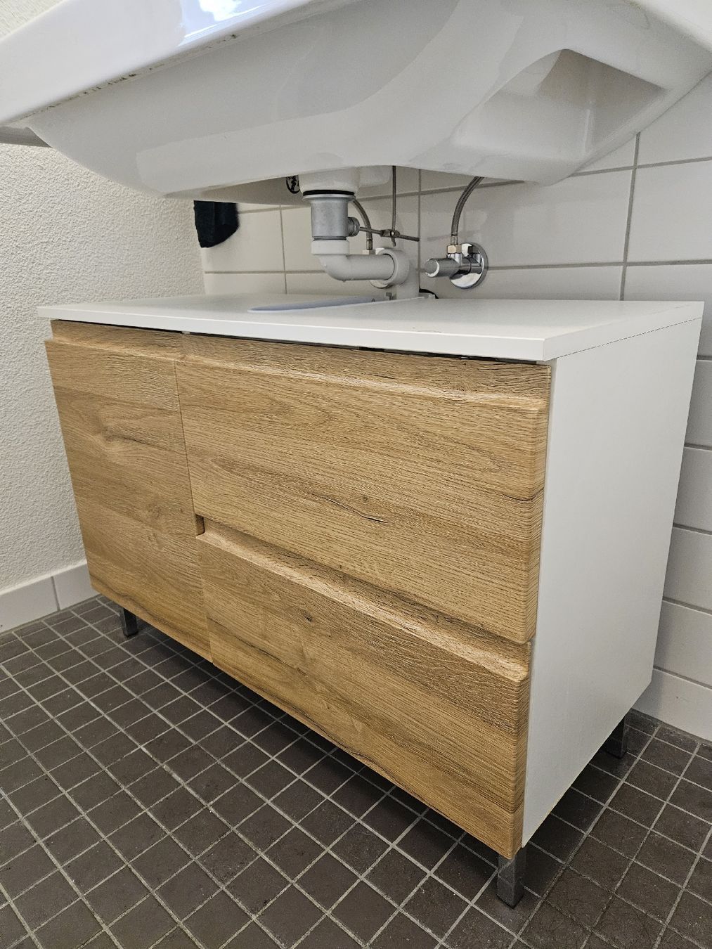 Pfister Installations & Meubles: Lavaboy Eiche – D'occasion à Obfelden par HBCQW 1