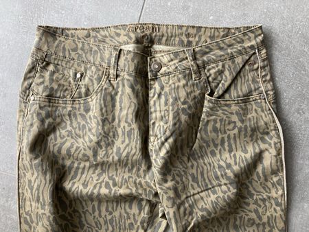 CREAM - DENIM - JEANS