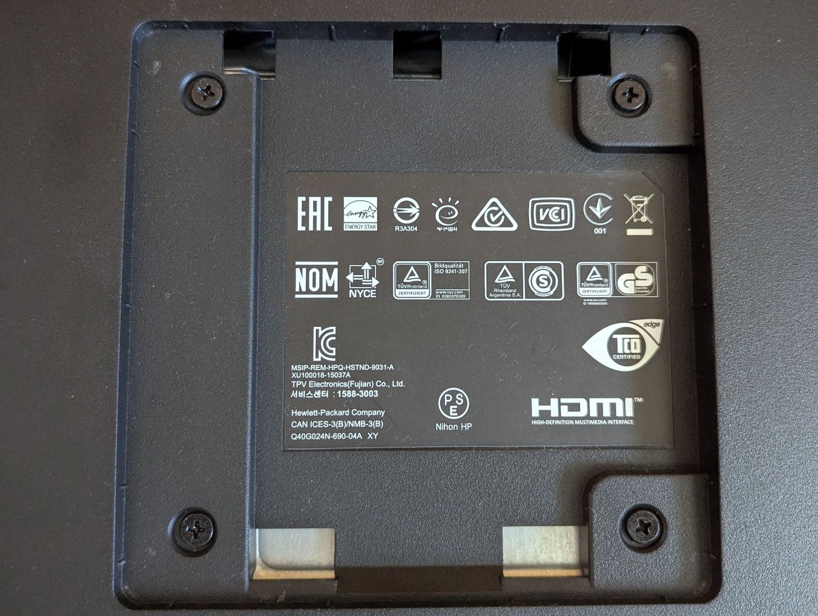 Hewlett Packard Monitor: HP EliteDisplay E242 – Usato da Zofingen venduto da Droni_A 8