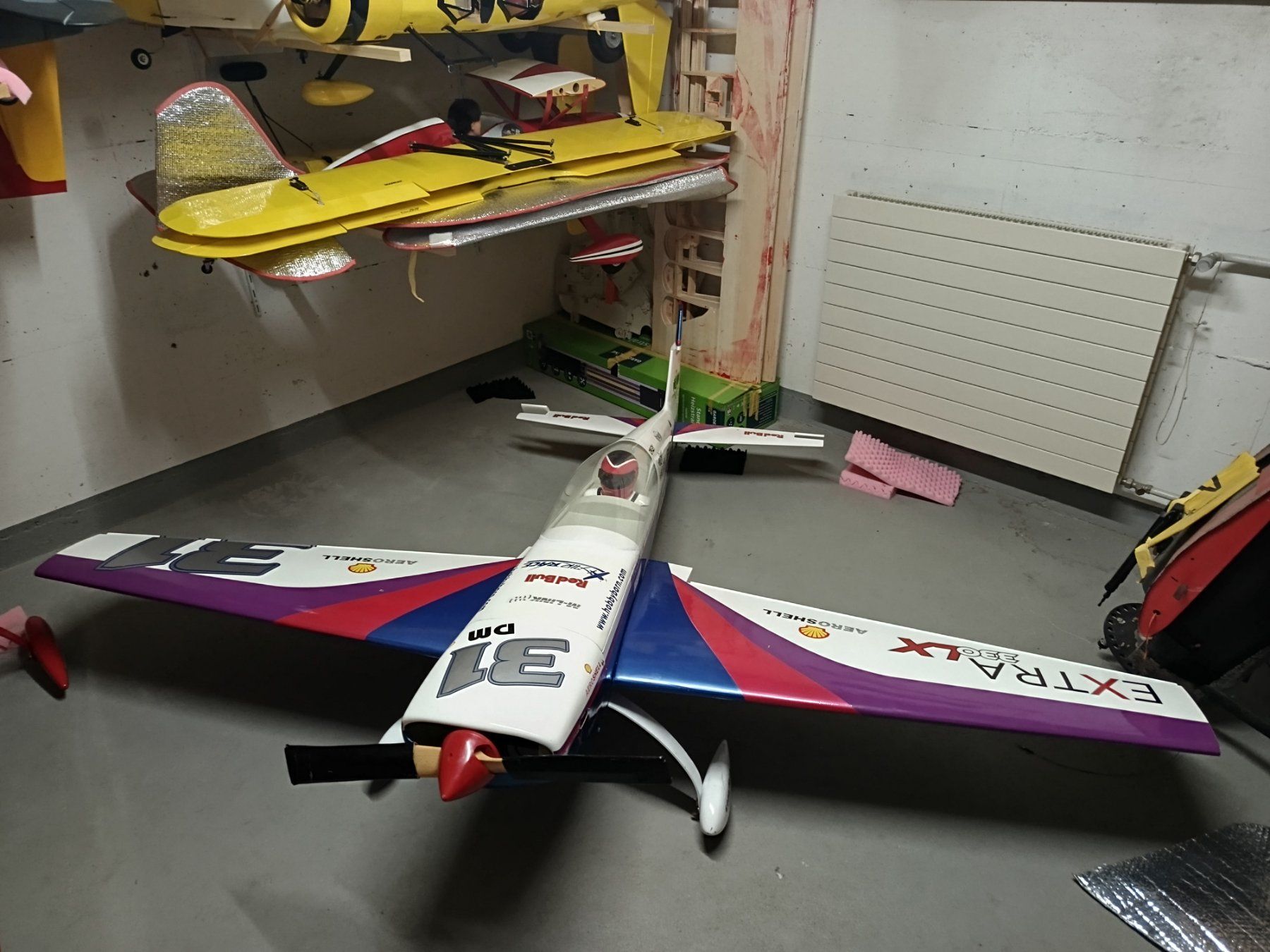 RC Kits de montage: Extra 330 Hangar 9 – D'occasion à Uznach par Rzeljko