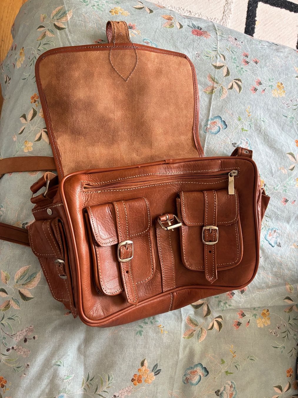 Taschen für Damen: Schulter-Damentasche aus echtem Leder – Gebraucht aus Zürich von thetschi 3