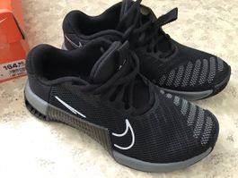 Nike Metcon 9 Trainingsschuhe schwarz Grösse 36.5 neu